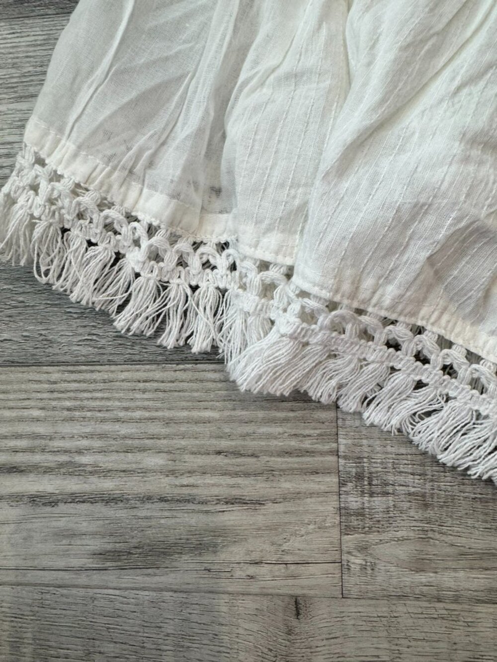 White Floral Embroidered Tiered Dress Size Large Lined, Bell Sleeve, Fringe F15 - Picture 4 of 8